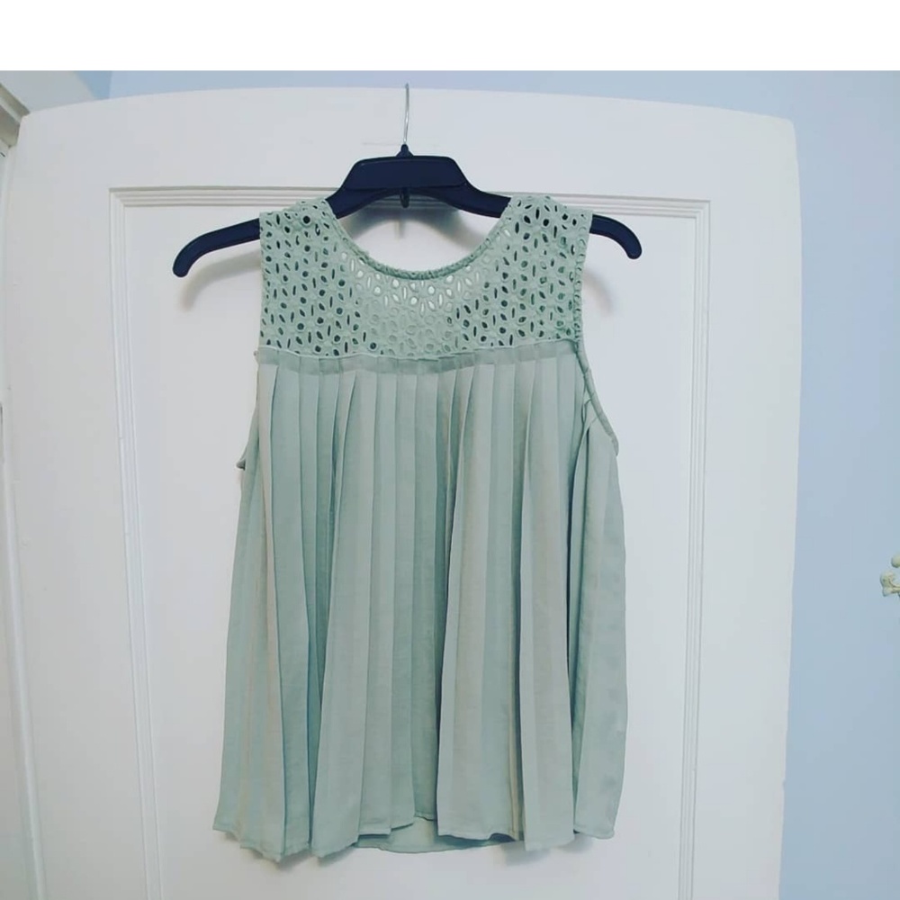 Pale Green Tank